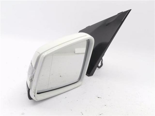 MERCEDES A24681101009650 Накладка (крышка) зеркала заднего вида левая в наличии Житомир