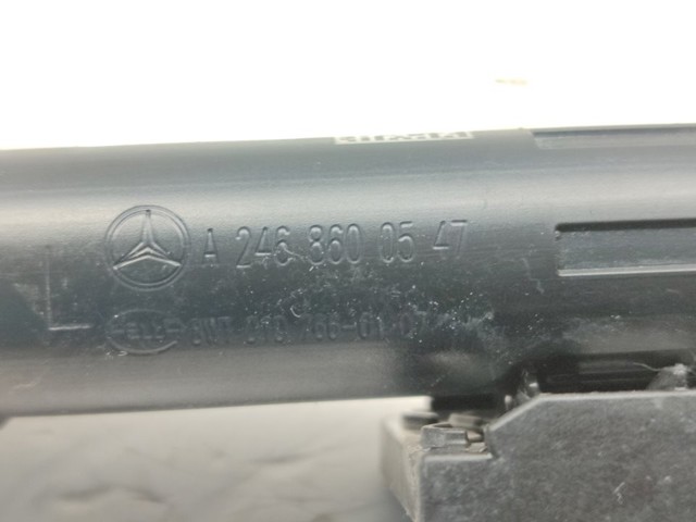 MERCEDES A2468600547 Форсунка омывателя стекла лобового левая в наличии Николаев