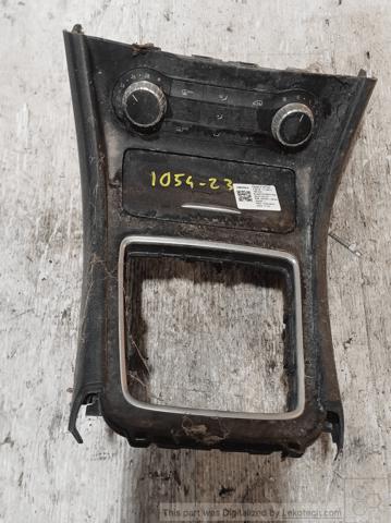 Unidade de controlo dos modos de aquecimento/condicionamento Mercedes A W176