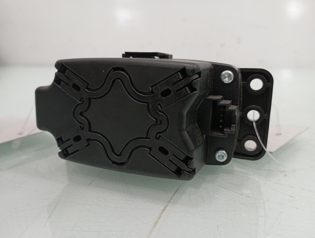 MERCEDES A2469009802 Блок кнопок центральной консоли в наличии Черновцы