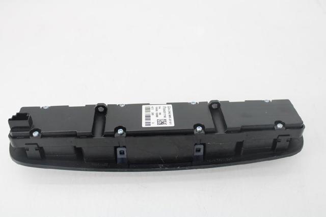 MERCEDES A2469052201 Блок кнопок центральной консоли в наличии Хмельницкий