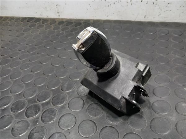 MERCEDES A2469059900 в наличии Черновцы