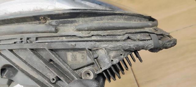 A2469063401 MERCEDES Правая фара купить в Ужгород
