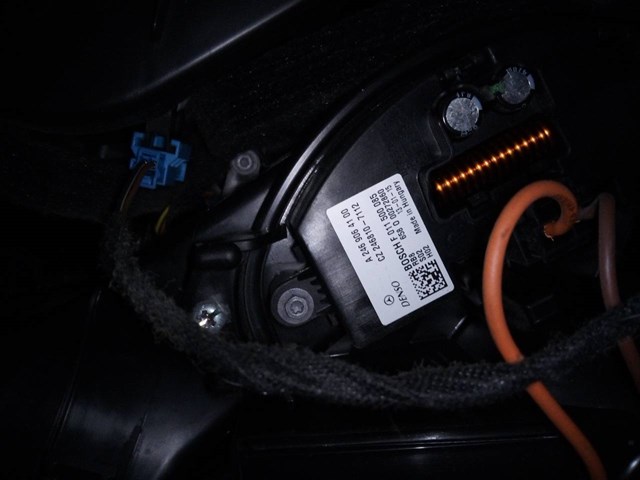 Elemento de aquecimento para Audi A4 ber. (B8) Base / 11.07 - 12.15 CJC A2469064100