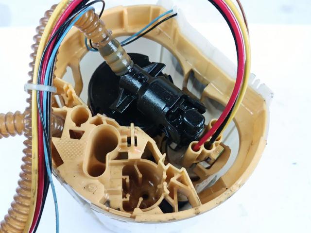 Módulo de bomba de combustível com sensor do nível de combustível Mercedes A W177