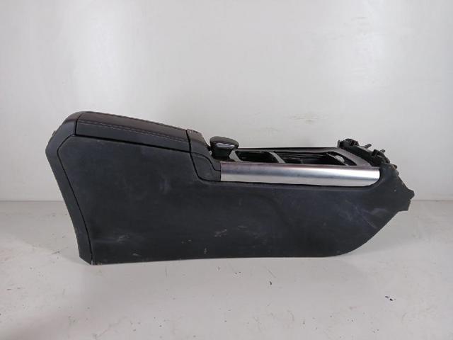 MERCEDES A24768318009051 Консоль панели управления центральная в наличии Черновцы
