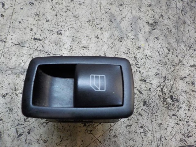 MERCEDES A25182005109051 Кнопочный блок управления стеклоподъемником передний правый в наличии Харьков