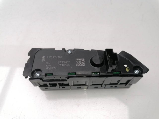 A2539055100 MERCEDES Блок кнопок центральной консоли купить в Кривой Рог