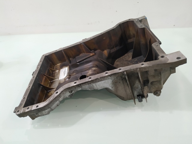 A2710141002 MERCEDES Поддон двигателя купить в Николаев