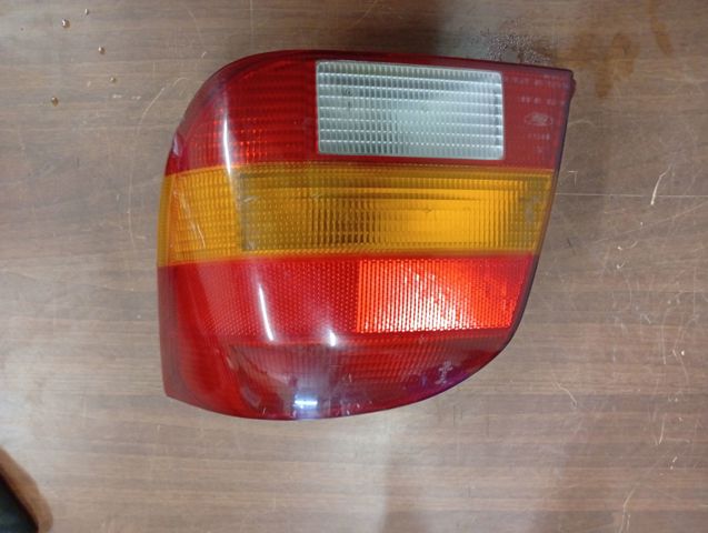 A2810881 FORD Фара правая купить в Ужгород