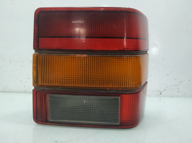 VAG A2810881 Фара правая в наличии Киев