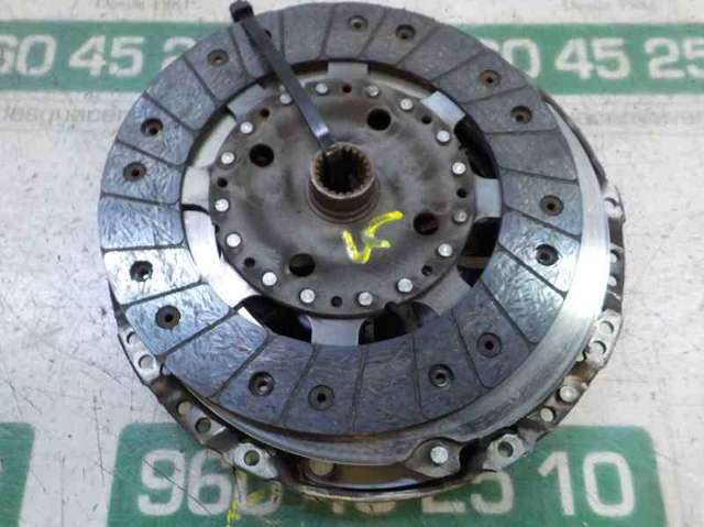 MERCEDES A4152500401 Комплект сцепления в наличии Запорожье