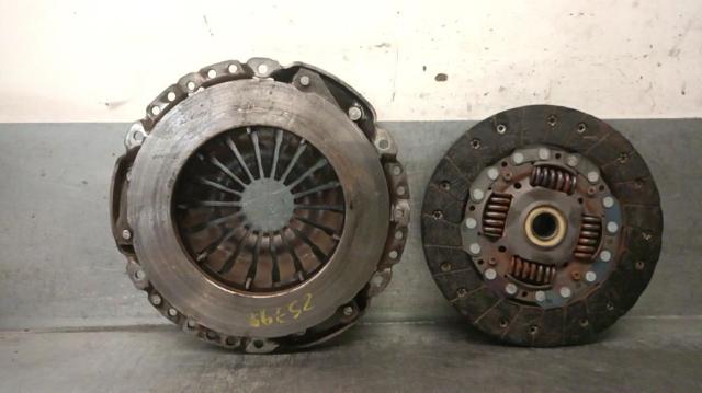 MERCEDES A4152501100 Комплект сцепления в наличии Черкассы
