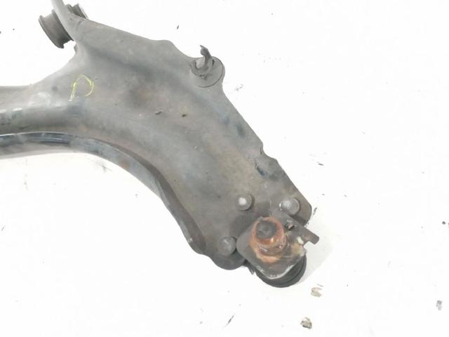 MERCEDES A4153300200 Рычаг передней подвески нижний правый в наличии Ужгород