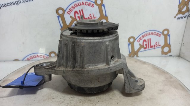 MERCEDES A4472410900 Левая подушка двигателя в наличии Винница