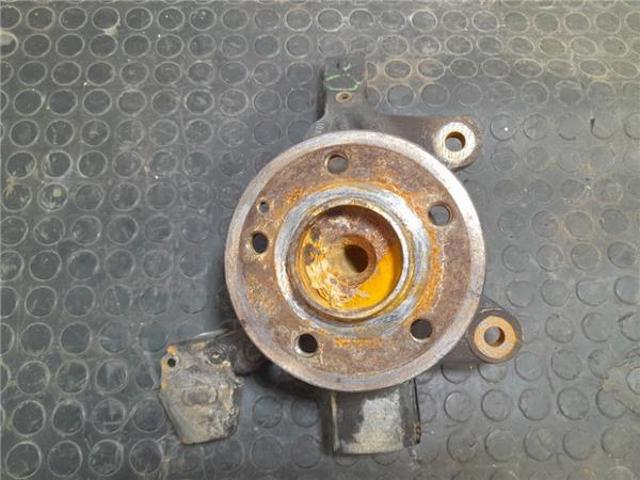 MERCEDES A4473320401 Цапфа (поворотный кулак) передний правый в наличии Каменское
