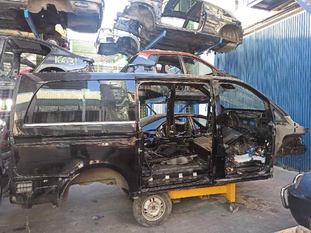 A4476302800 MERCEDES Крыло заднее правое купить в Ирпень