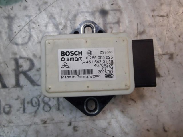 A4515420118 MERCEDES Датчик угла (скорости) поворота авто купить в Харьков