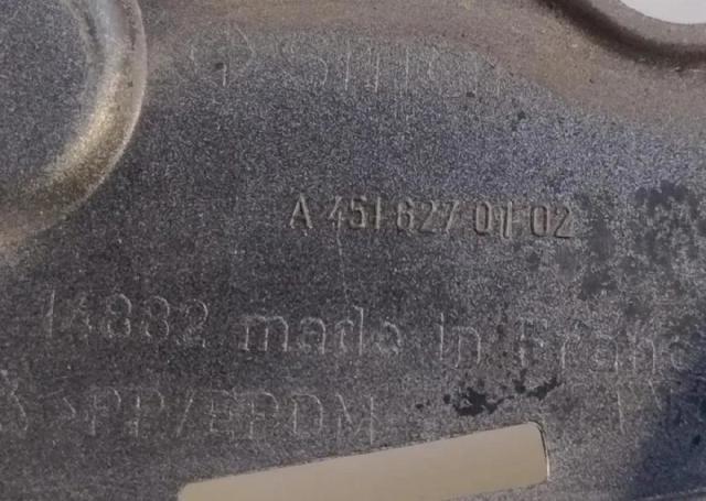 MERCEDES A4516270102CA7L Решетка радиатора в наличии Одесса