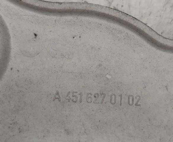 MERCEDES A4516270102CA7L Решетка радиатора в наличии Одесса