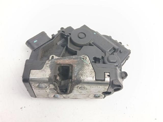 A4517200435 MERCEDES Замок двери задней левой купить в Одесса