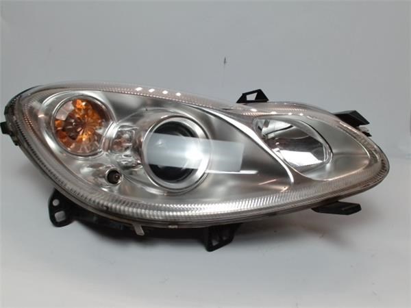 Faro derecho para smart fortwo coupe 0.8 fortwo coupe cdi (33kw) (451.300) a 660.950 A4518200259