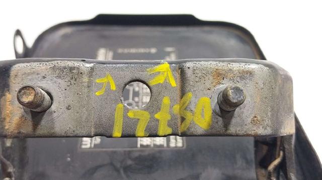 MERCEDES A4637500103 Лючок бензобака в наличии Винница