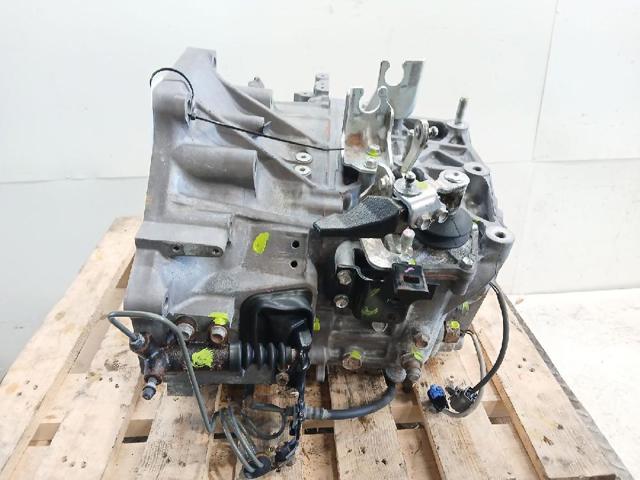 MAZDA A6011701XC КПП в сборе (механическая коробка передач) в наличии Ирпень