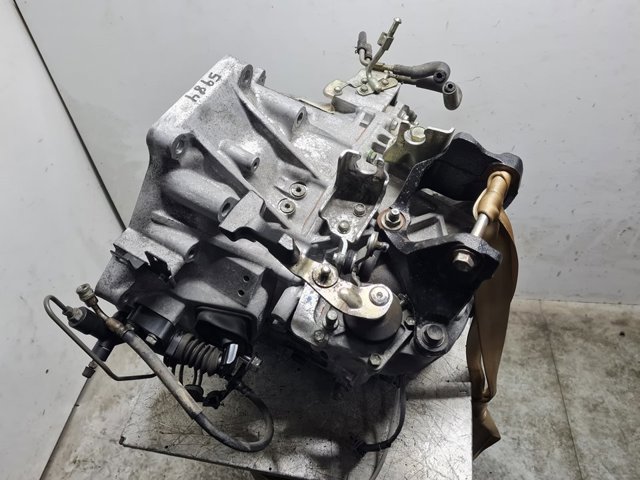 MAZDA A60117111C в наличии Львов