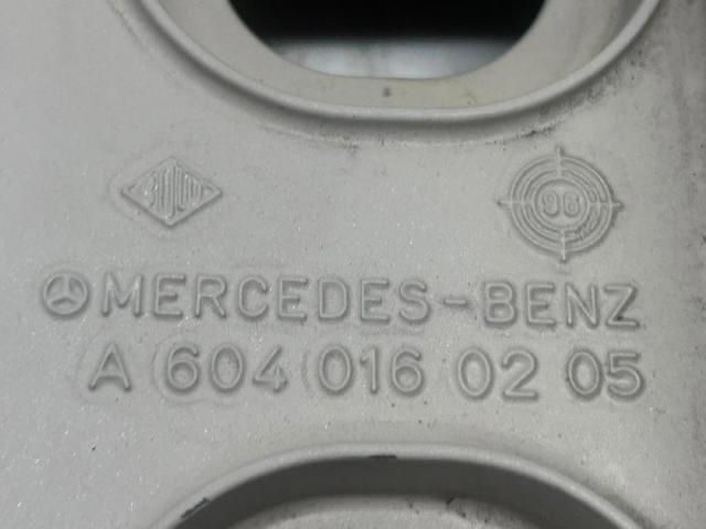 MERCEDES A6040100230 Крышка клапанная в наличии Украина