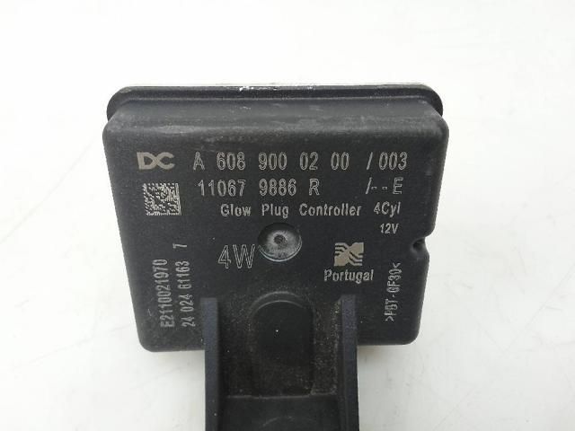 Relê das velas de incandescência Mercedes A V177