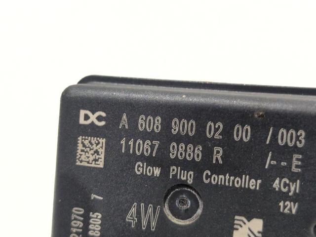 Relê das velas de incandescência Mercedes A V177