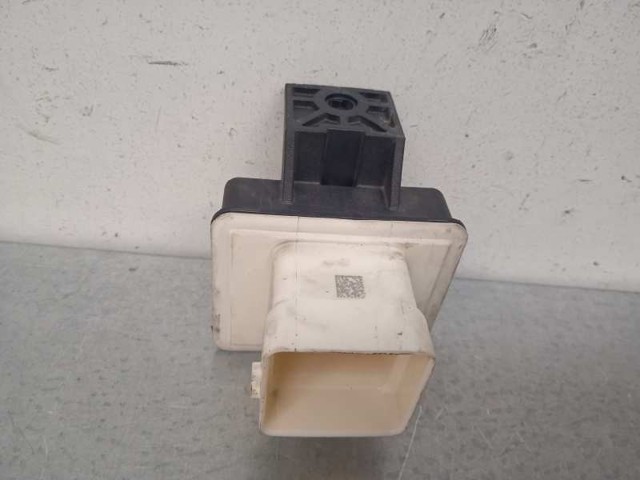 Relê das velas de incandescência A6089000200 RENAULT