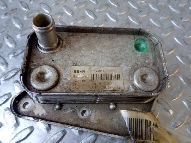 Resfriador de óleo do motor para Mercedes-Benz Vito van (638) (1999-2003) 108 CDI 2.2 (638.094) D 611980 A6111880301