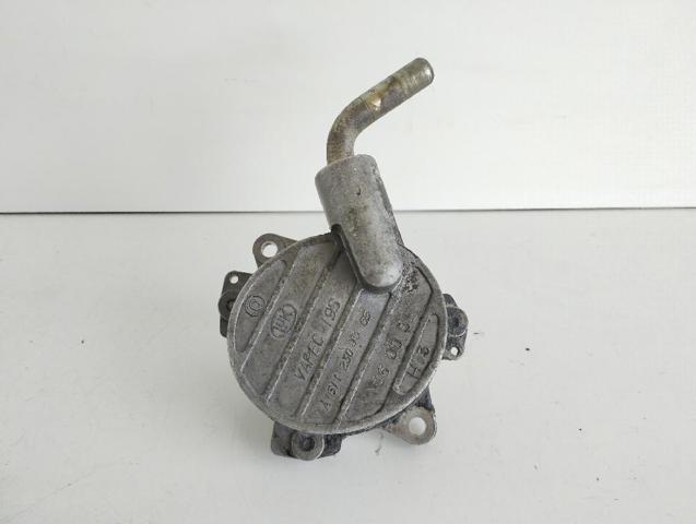 Bomba a vácuo A6112300065 MERCEDES