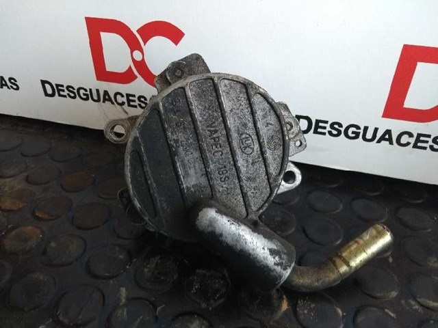 Bomba a vácuo A6112300165 MERCEDES