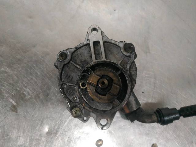 Bomba a vácuo Mercedes Vito 1 638