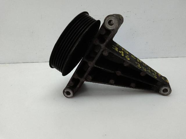 MERCEDES A6112341039 Кронштейн паразитного ролика приводного ремня в наличии Каменское