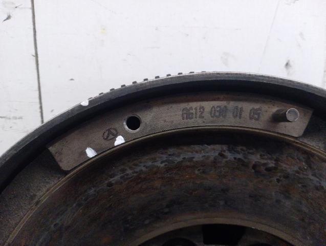 MERCEDES 6120300105 Маховик в наличии Львов