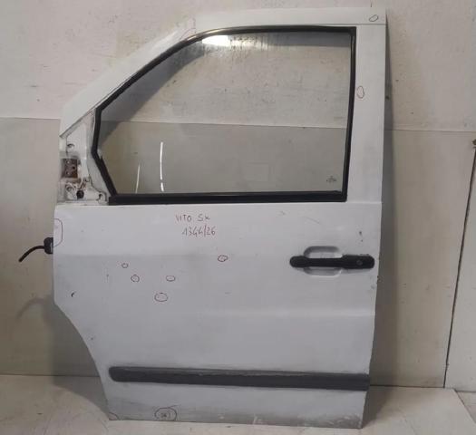MERCEDES A638720120528 Дверь передняя левая в наличии Ужгород