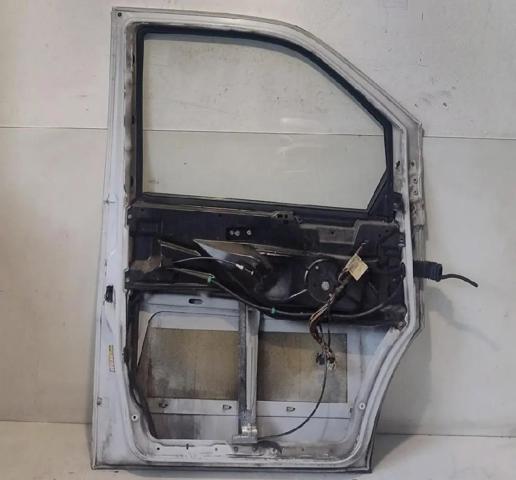 MERCEDES A638720120528 Дверь передняя левая в наличии Украина