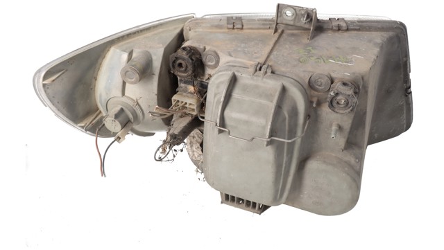A6388200061 MERCEDES Левая фара купить в Николаев