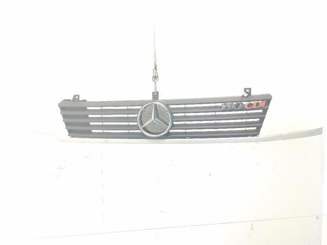 A6388800483 MERCEDES Решетка радиатора купить в Сумы