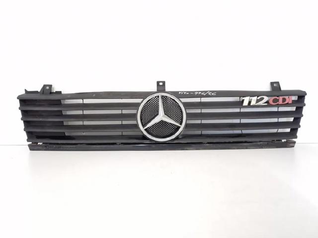MERCEDES A6388800483 Решетка радиатора в наличии Ужгород