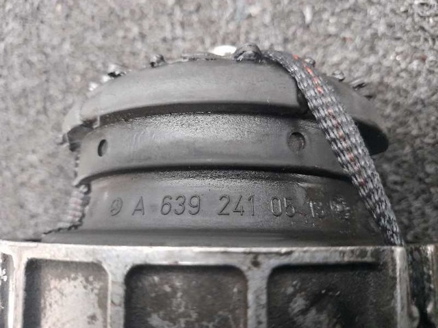 MERCEDES A6392410513 Подушка (опора) двигателя левая/правая в наличии Винница