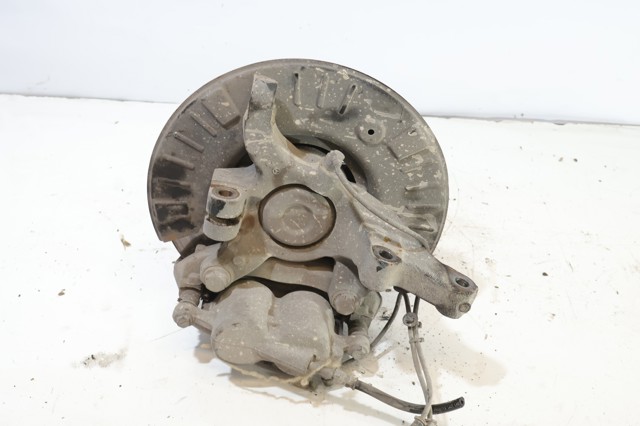 A6393301332 MERCEDES Цапфа передняя правая купить в Украина