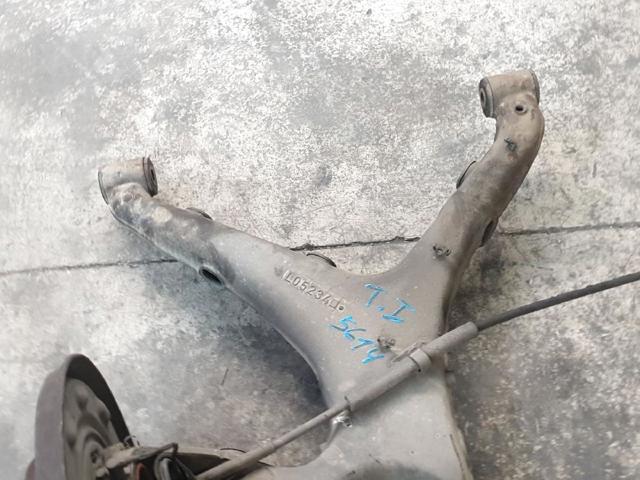 MERCEDES A6393503005 Цапфа задняя левая в наличии Черкассы