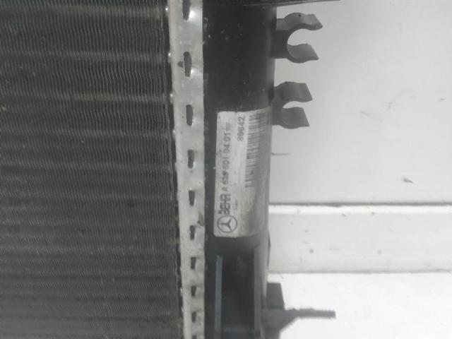 Radiador de esfriamento de motor A6395010401 MERCEDES