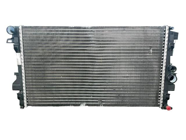 Radiador de esfriamento de motor A6395010401 MERCEDES