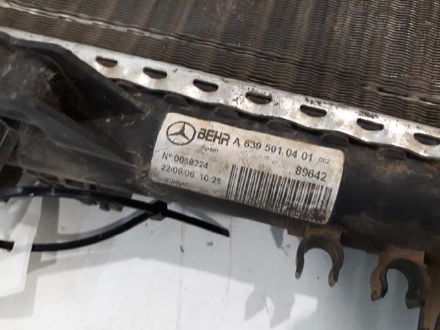 Radiador de água para Mercedes Viano (W639) 2.2 CDI Compact (639.811) / 06.03 - 12.11 651940 A6395010401